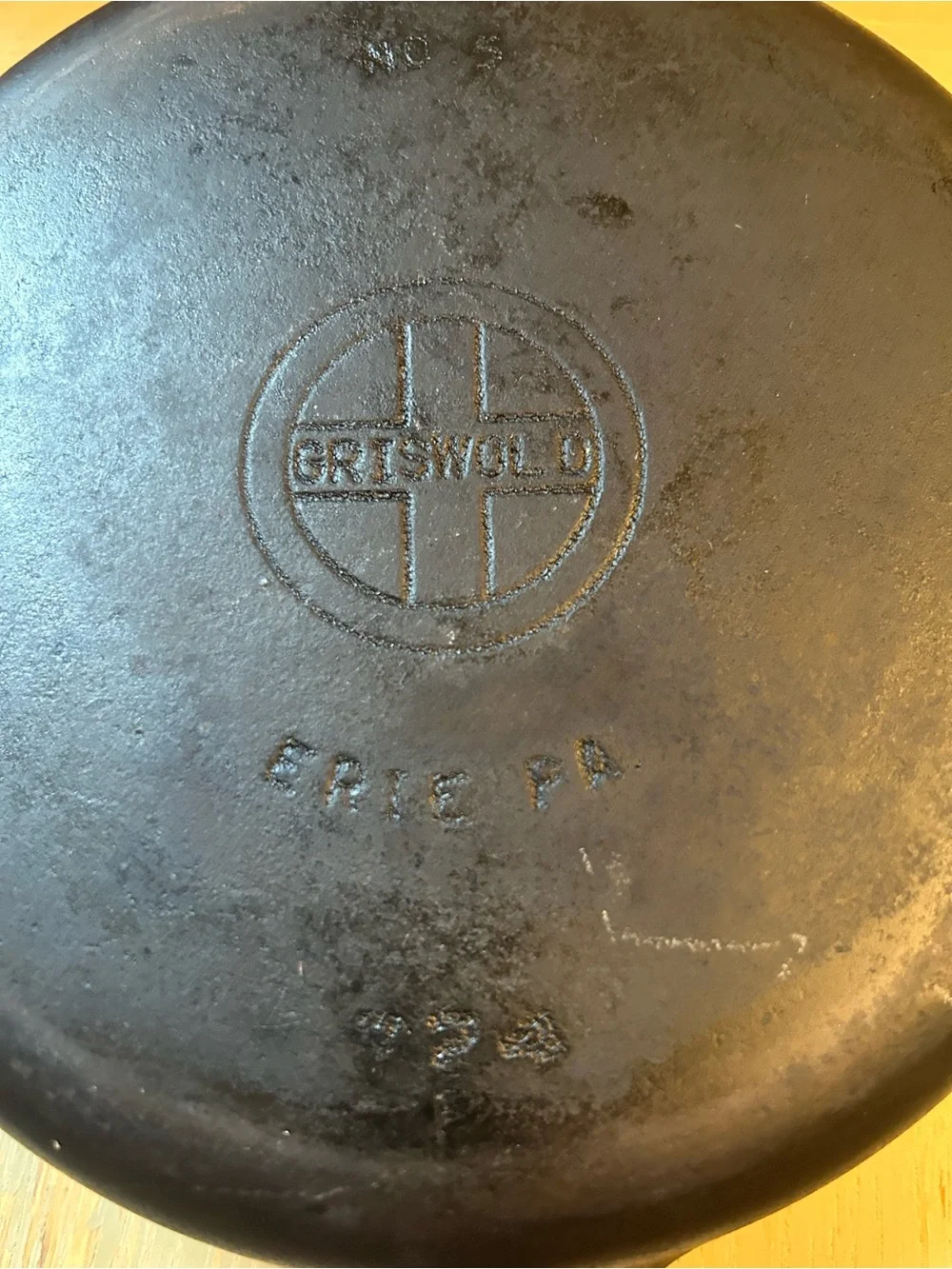 Griswold Cast Iron Skillet - Classic Black Finish